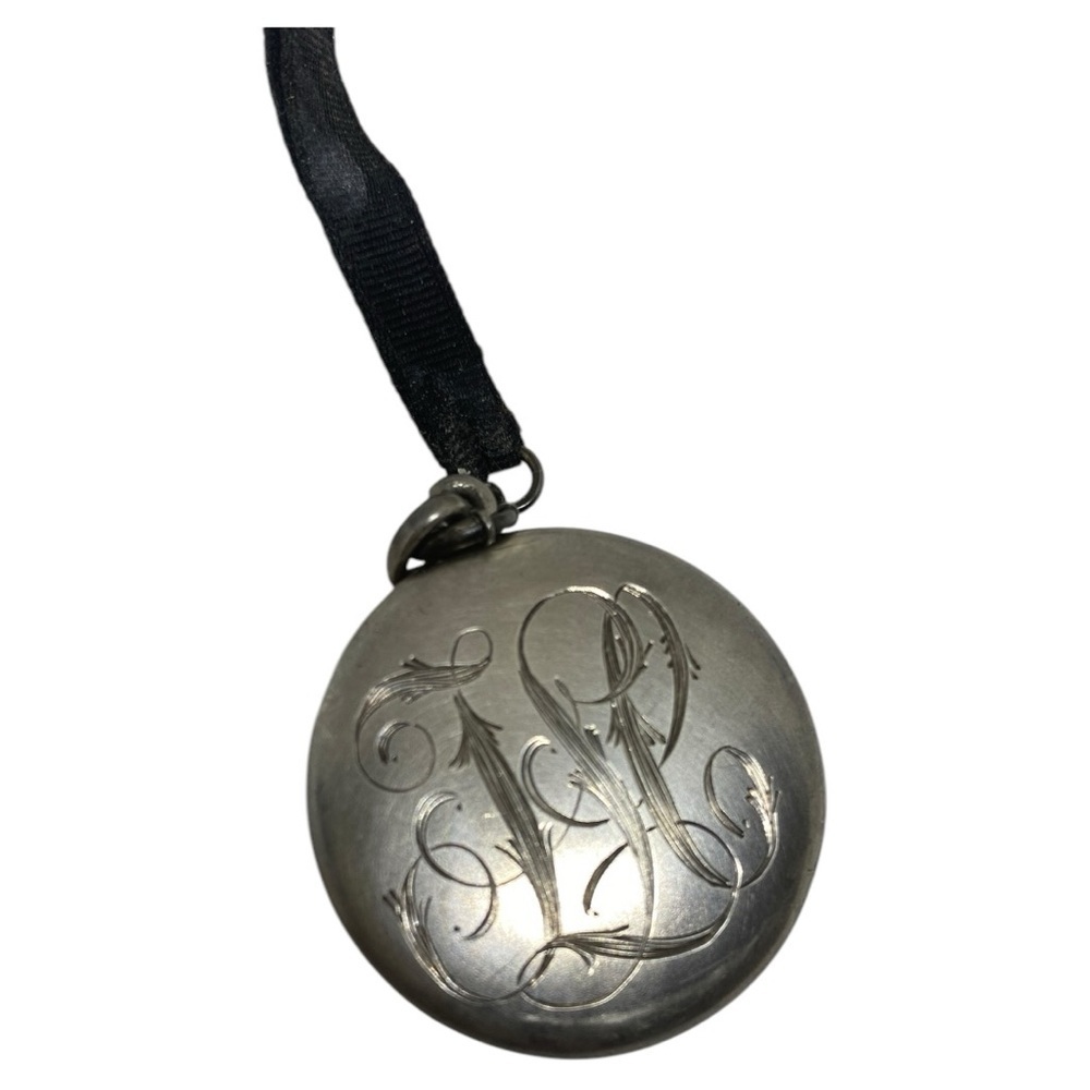 Antique Monogrammed Round Picture Locket​